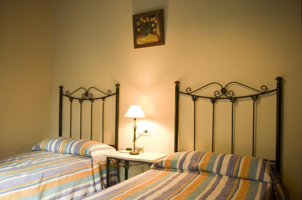 Rural Montes Malaga: Lagar Don Sancho Villa Стая снимка